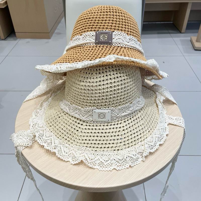 Loewe top hat 050402